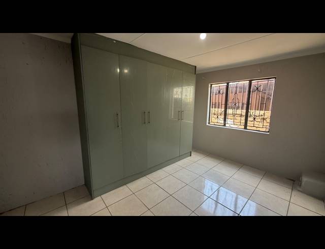 3 BEDROOM HOUSE FOR SALE IN SOSHANGUVE WW
